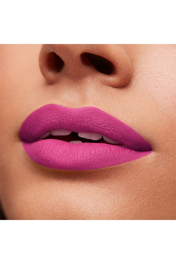 accessories lipstick أحمر شفاه ريفلون كولورستاي سويد إنك، تونل فيجن 010