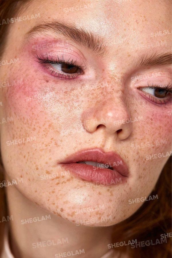 accessories sheglam Lightweight Matte Blush-Insta Flame