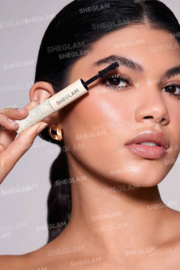 accessories sheglam All-In-One Volume & Length Mascara-Washable Black
