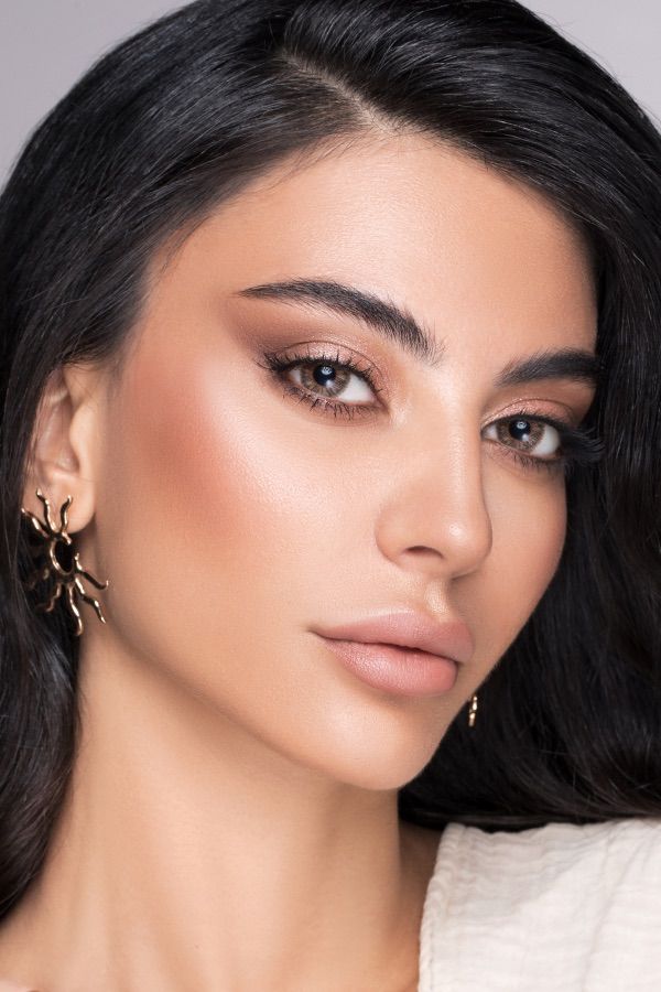 colored lenses amore كوكي مارون 7