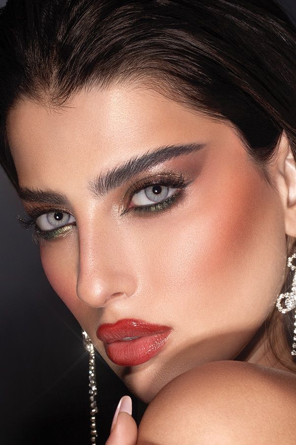 colored lenses mega deal دهب الاسكا 20