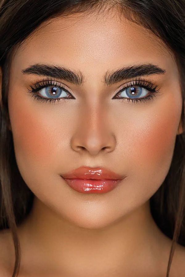 colored lenses desio qa ايرسستيبل بلو 1