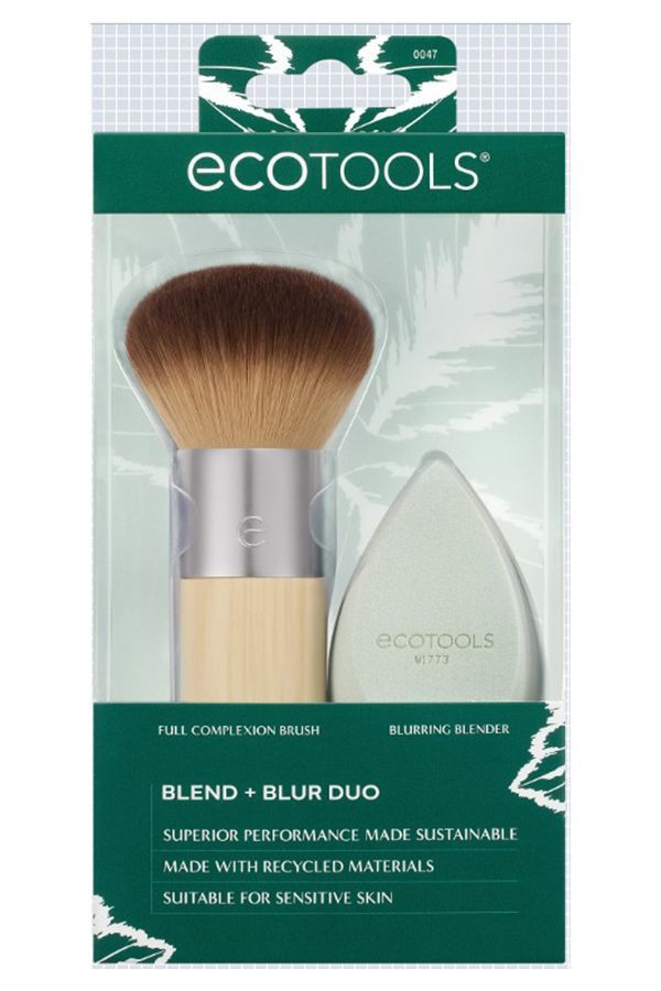 accessories brushes ET Blurring Blender + Full Complexion Brush. 4