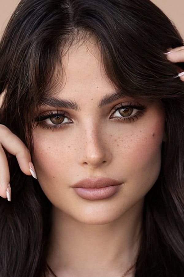 colored lenses amara lenses باربي براون 1