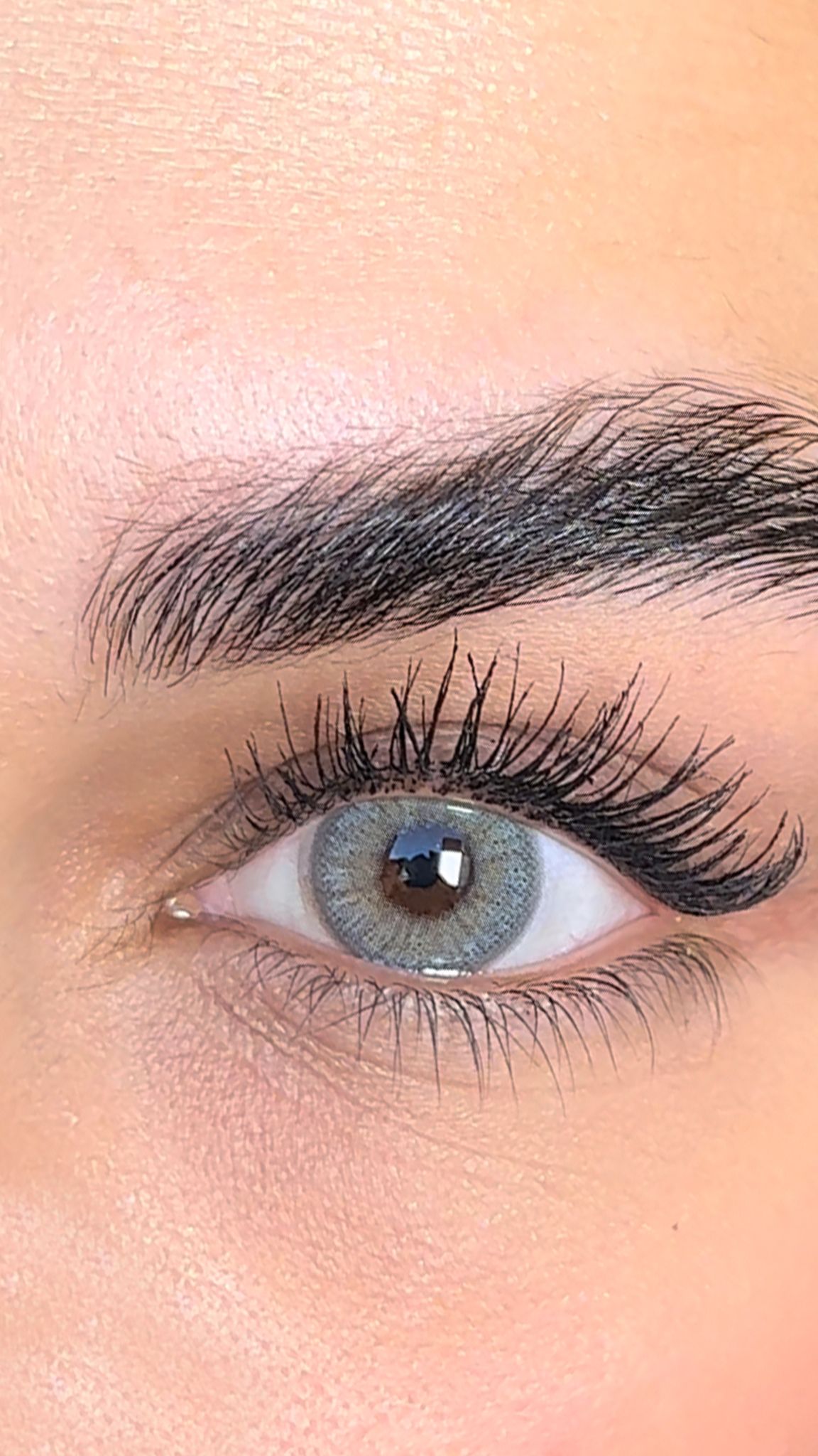 colored lenses lezza Mood Shot 15